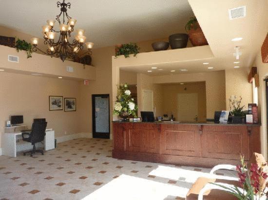 Travelodge Inn & Suites By Wyndham Yucca Valley/Joshua Tree Extérieur photo