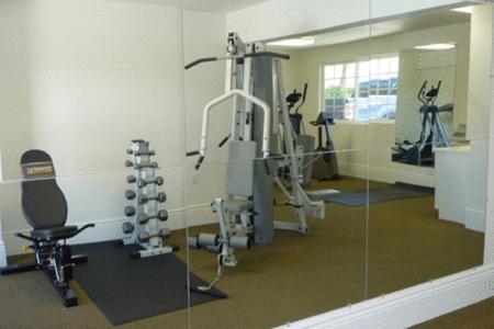 Travelodge Inn & Suites By Wyndham Yucca Valley/Joshua Tree Extérieur photo
