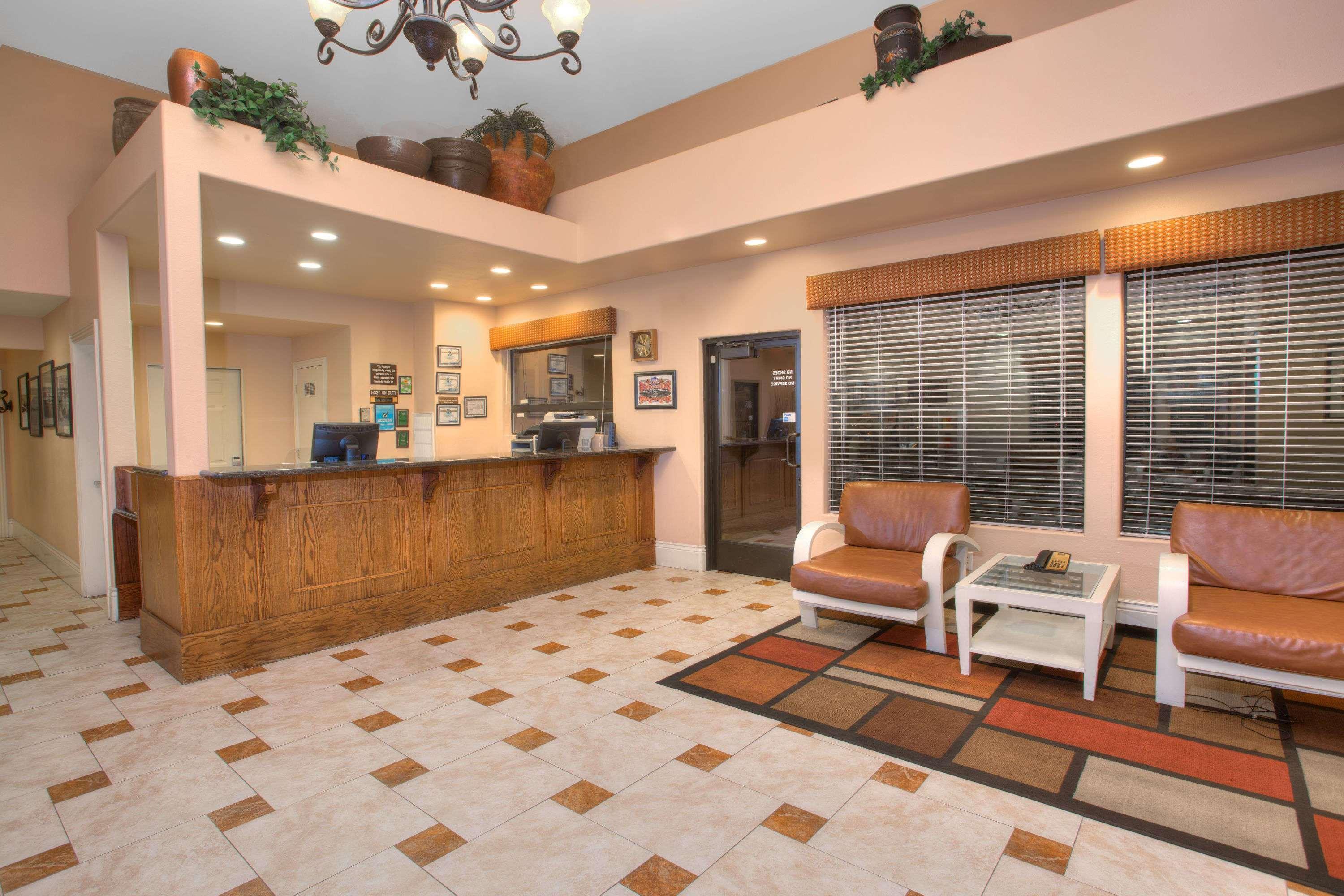 Travelodge Inn & Suites By Wyndham Yucca Valley/Joshua Tree Extérieur photo
