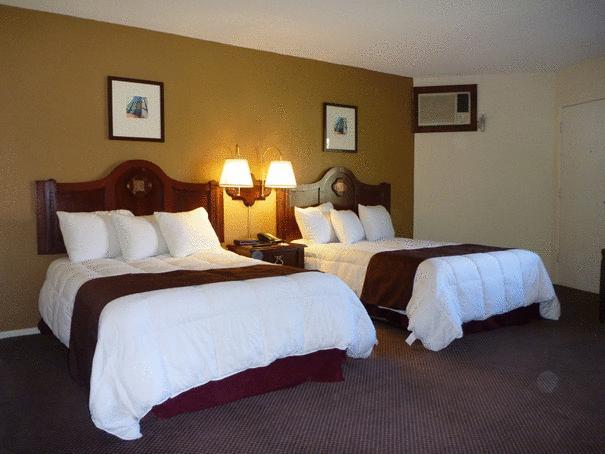 Travelodge Inn & Suites By Wyndham Yucca Valley/Joshua Tree Chambre photo