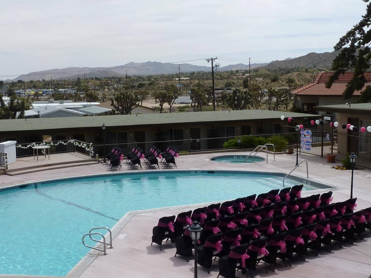 Travelodge Inn & Suites By Wyndham Yucca Valley/Joshua Tree Extérieur photo